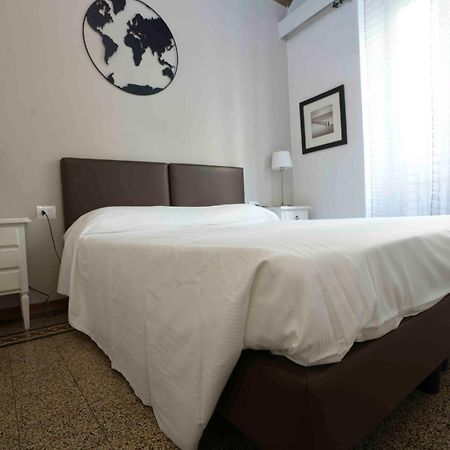 פירנצה Locanda Dei Poeti Rooms & Apartments מראה חיצוני תמונה